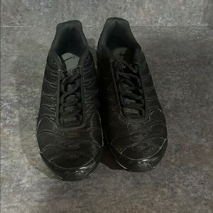 Nike Men's Black Sneakers